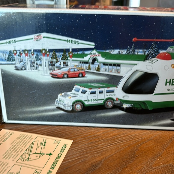 Hess Helicopter with Motorcycle & Cruiser - Picture 6 of 7
